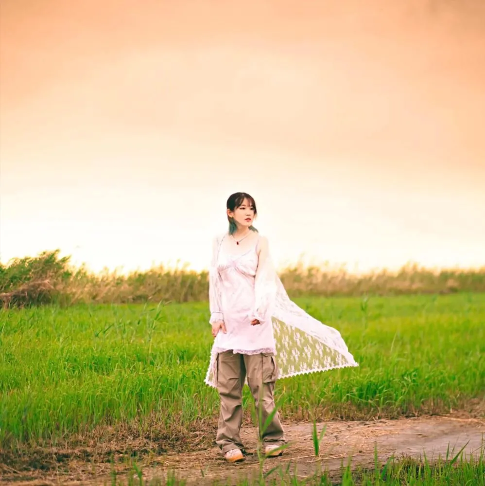 김새얀 싱글 Dear my Island 앨범 커버